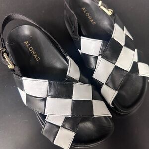 ALOHAS Monochrome Woven Sandals